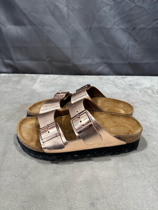 Birkenstock Arizona Metallic Rose Gold Slide Sandals - Picture 2 of 10
